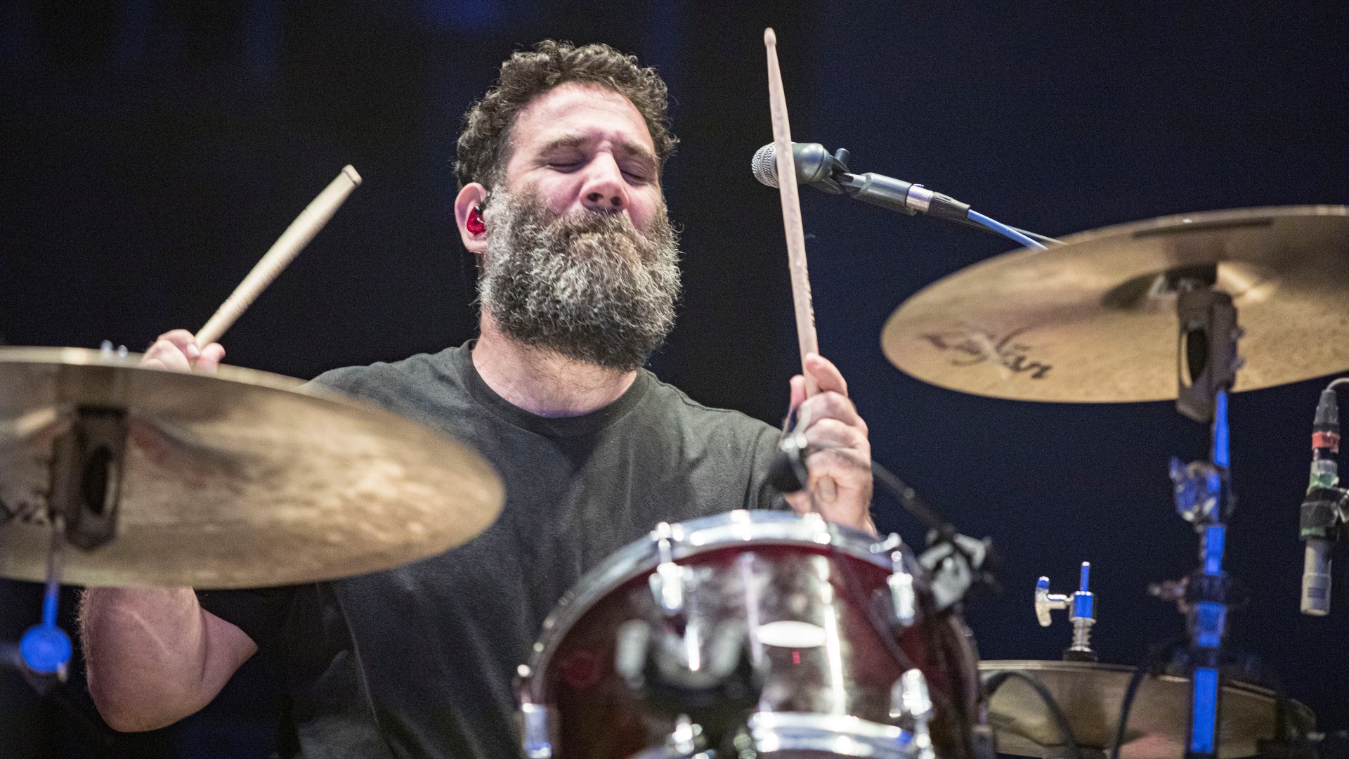 Manchester Orchestra Mourns Tim Very: A Look at His Enduring Impact